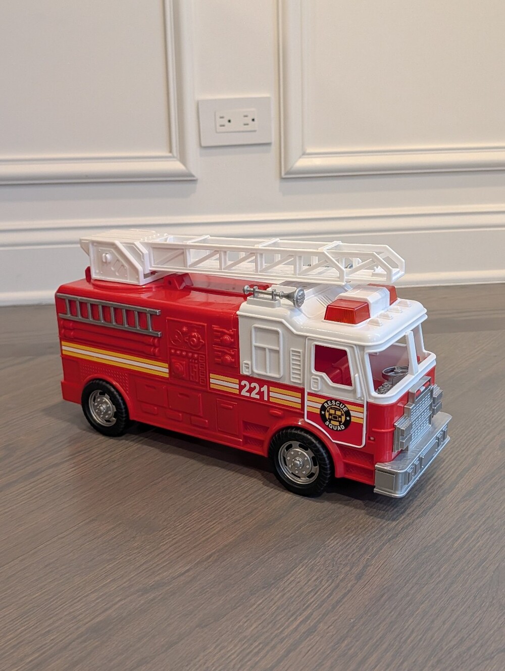 Adventure Force Utility Vehicle with Light & Sound - Fire Truck